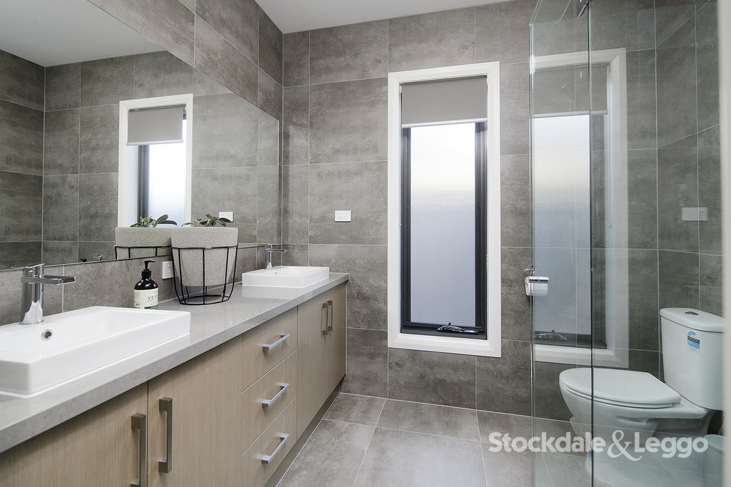 5 Grace Avenue, Dandenong VIC, Dandenong - Thumbnail 4