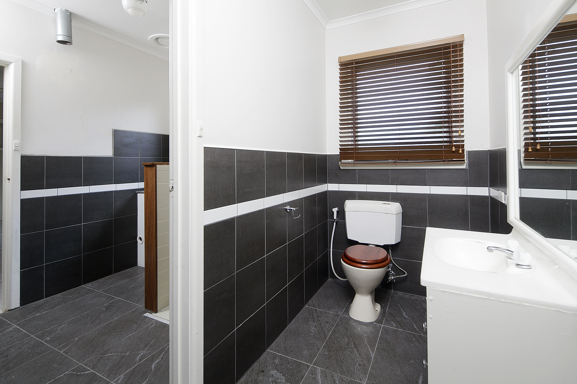 4 Smith Road, Springvale South VIC, Springvale South - Thumbnail 5