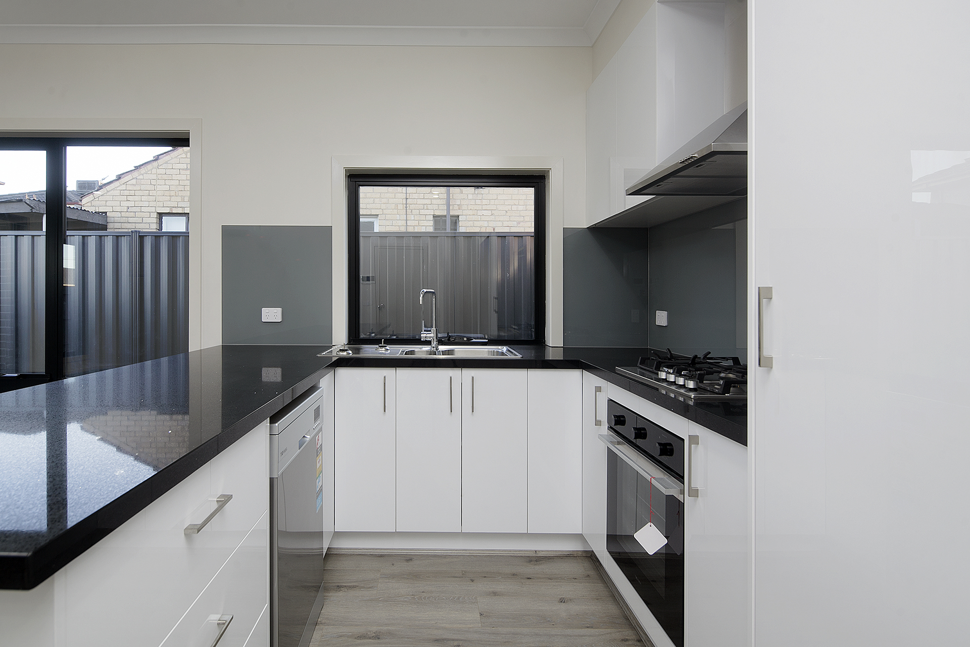4/21 Wilma Avenue, Dandenong VIC, Dandenong - Thumbnail 3
