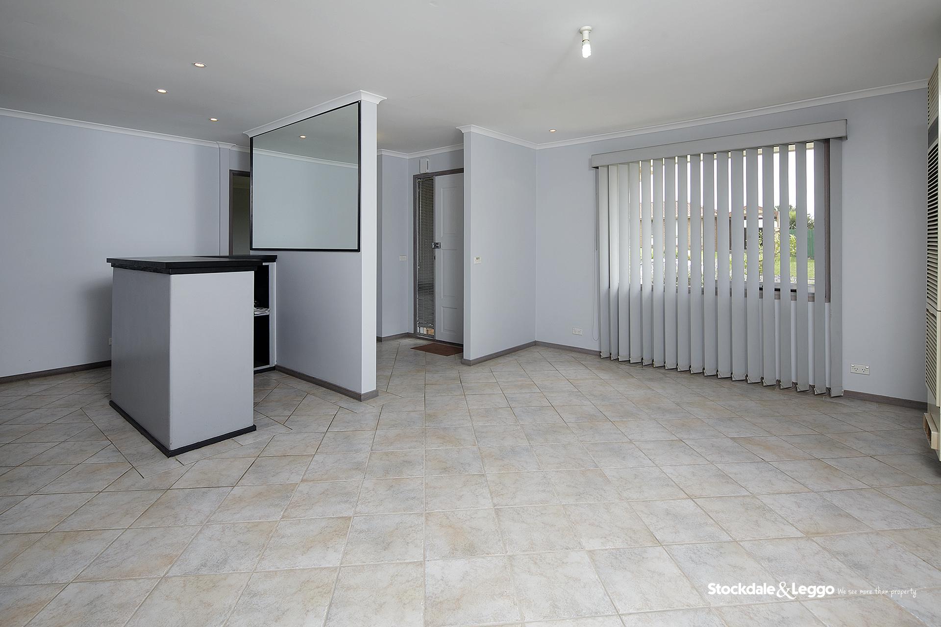 47 Leopold Crescent, Hampton Park VIC, Hampton Park - Thumbnail 2