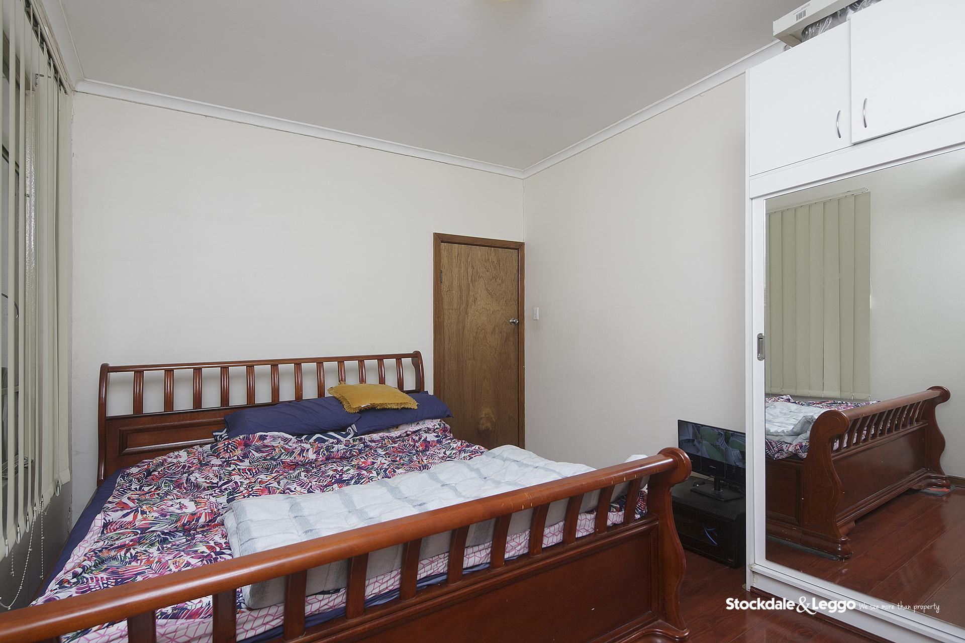 68 Jesson Crescent, Dandenong VIC, Dandenong - Thumbnail 4