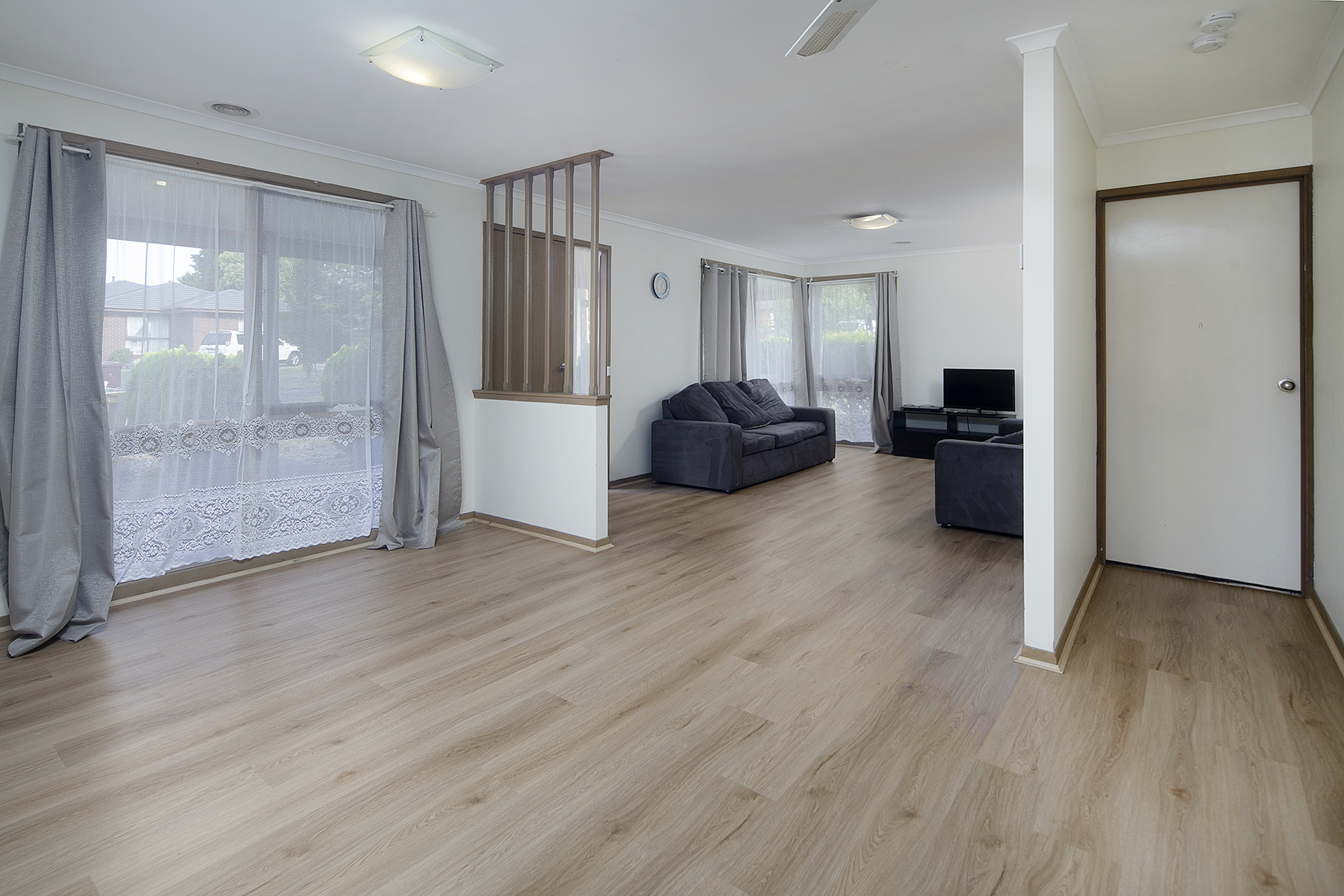 1 Axedale Cres, Endeavour Hills VIC, Endeavour Hills - Thumbnail 3