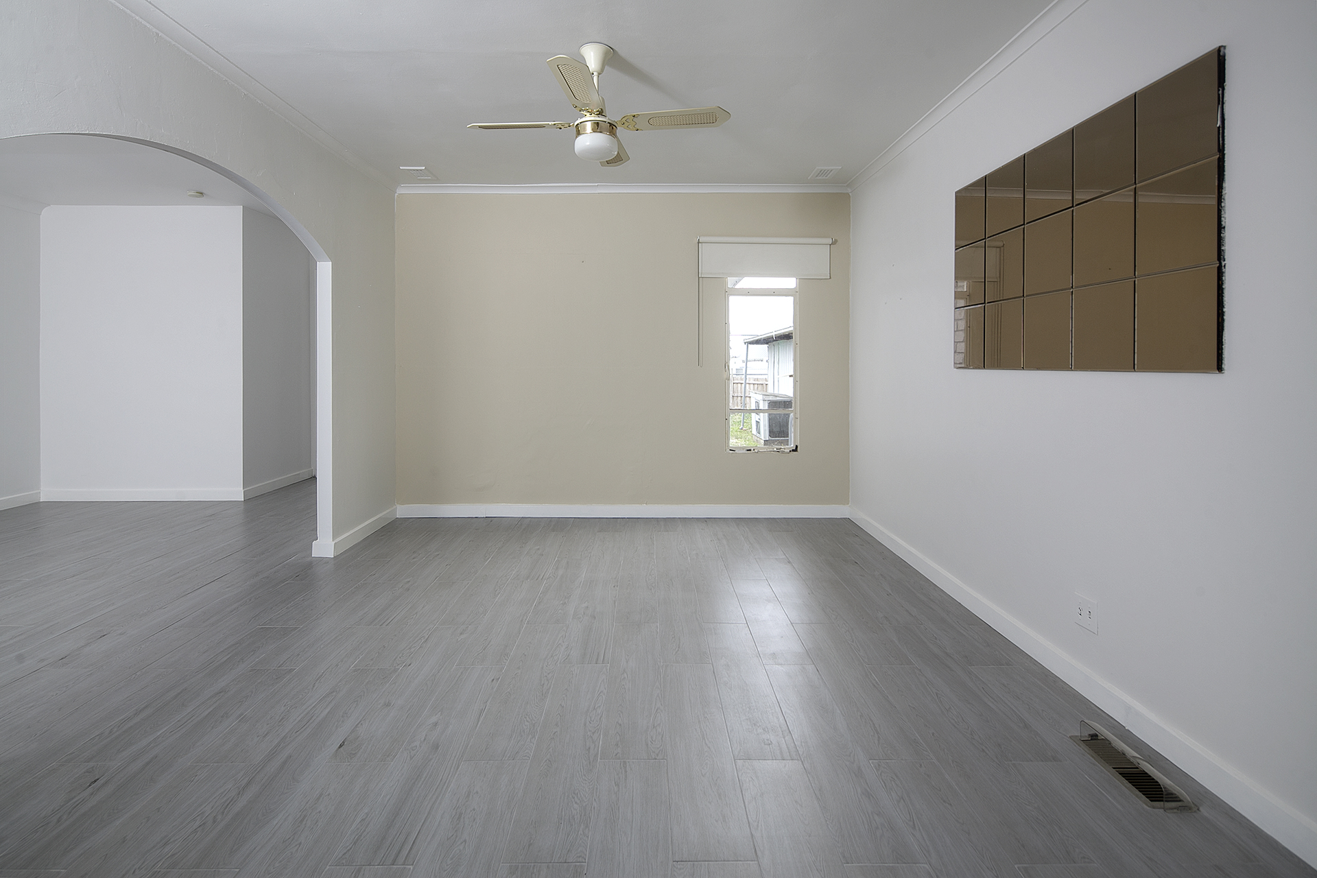 23 McLean Cres, Dandenong North VIC, Dandenong North - Thumbnail 2