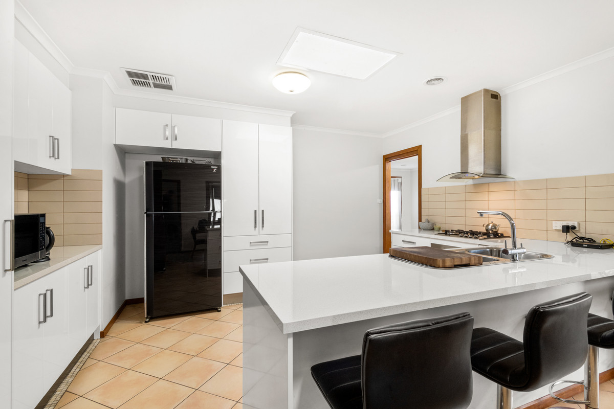 14 Newell Street, Lara VIC 3212, Lara - Thumbnail 6