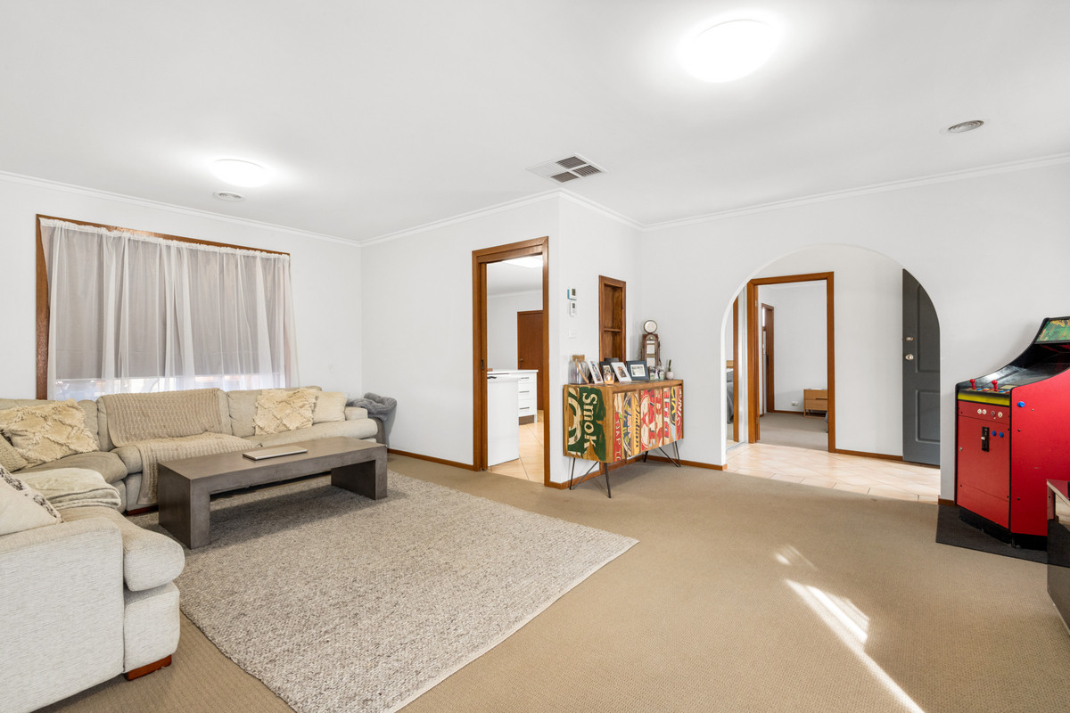 14 Newell Street, Lara VIC 3212, Lara - Thumbnail 3