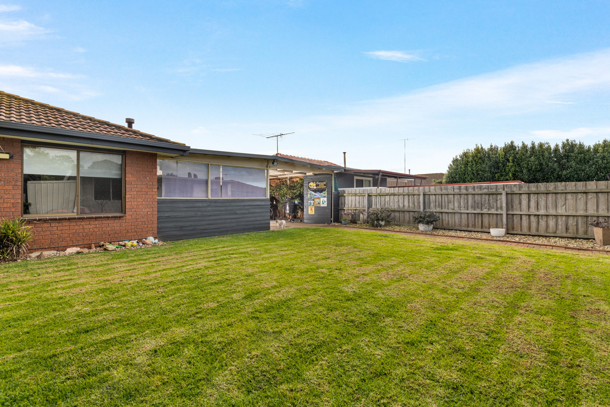 14 Newell Street, Lara VIC 3212, Lara - Thumbnail 4