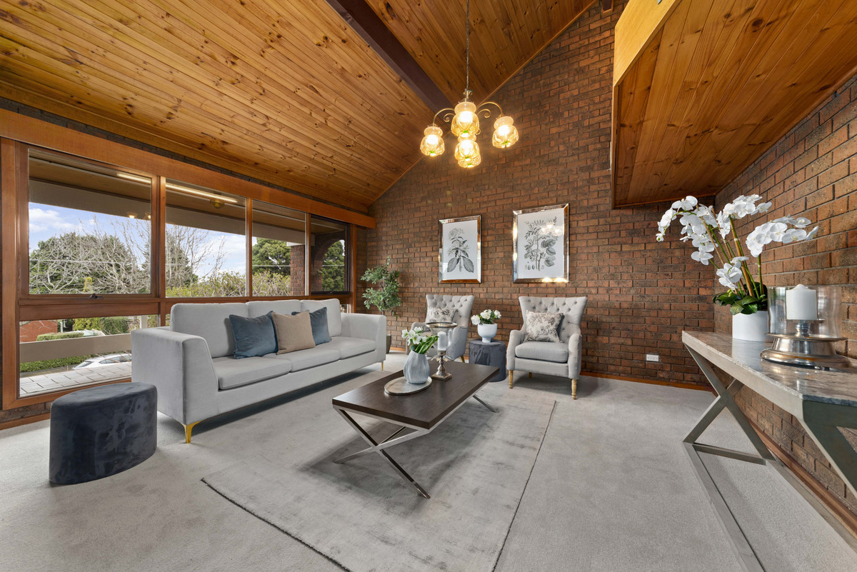 10 Sean Close, Wheelers Hill VIC 3150, Wheelers Hill - Thumbnail 2