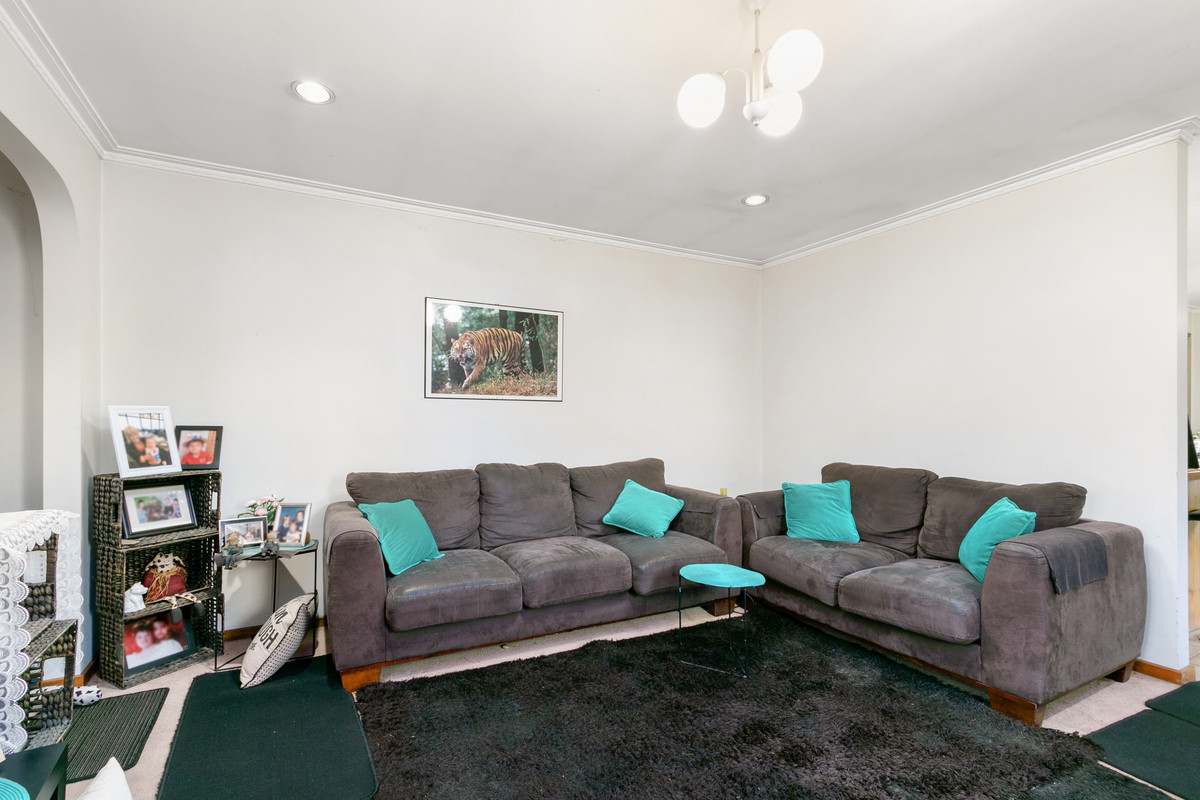 1 / 9 Berg Street, Morwell VIC 3840, Morwell - Thumbnail 2