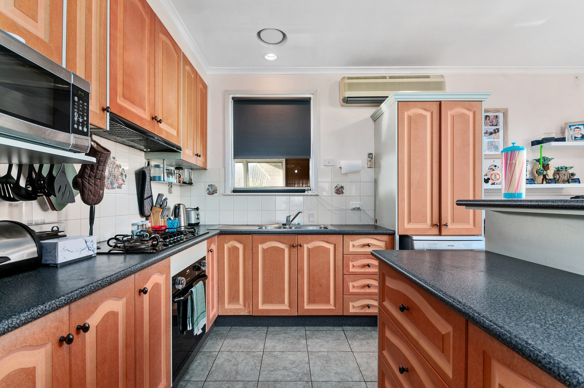 6 Fraser Street, MORWELL VIC 3840, Morwell - Thumbnail 2