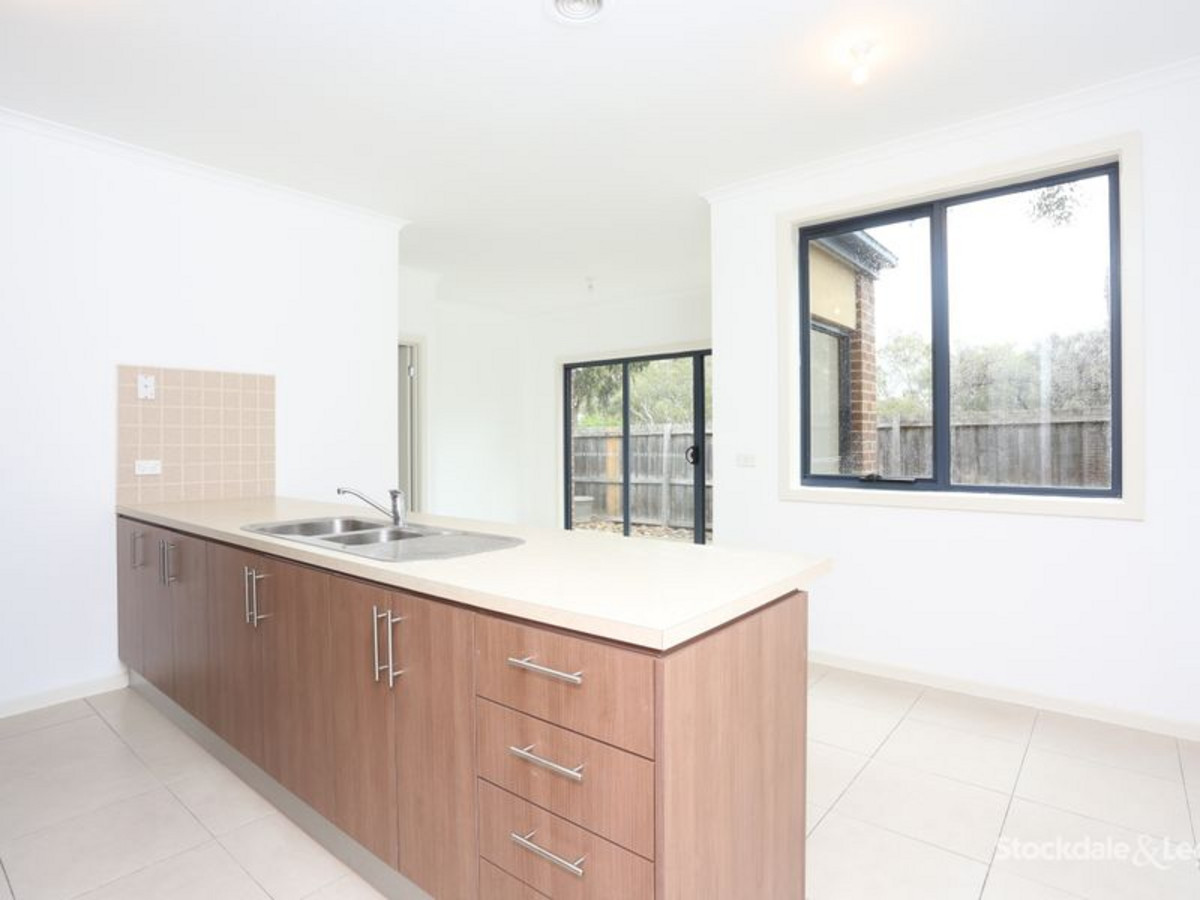 8 / 213-215 Camp Road, BROADMEADOWS VIC 3047, Broadmeadows - Thumbnail 5