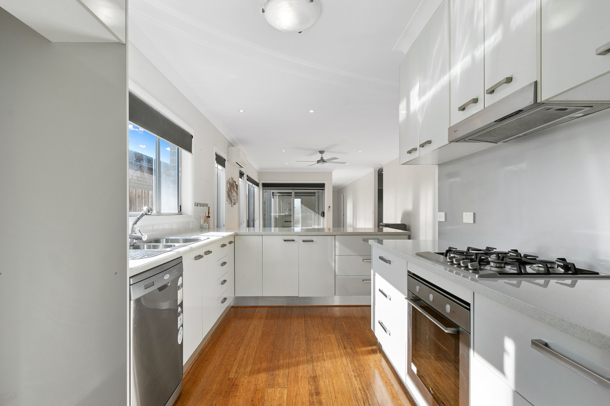 24 Roscommon Drive, TRARALGON VIC 3844, Traralgon - Thumbnail 8