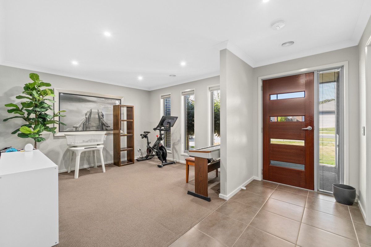 27 Greythorn Road, Traralgon VIC 3844, Traralgon - Thumbnail 8