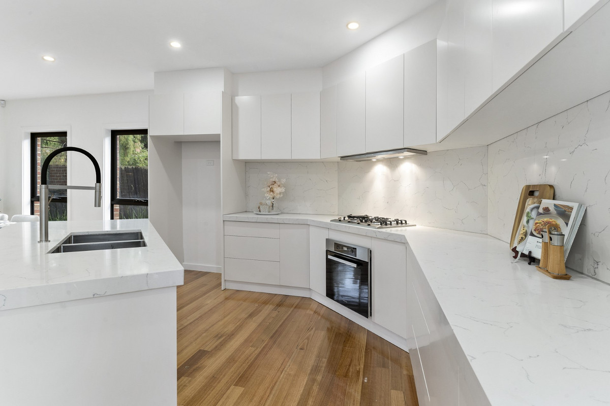 4 Porter Road, Balwyn VIC 3103, Balwyn - Thumbnail 2