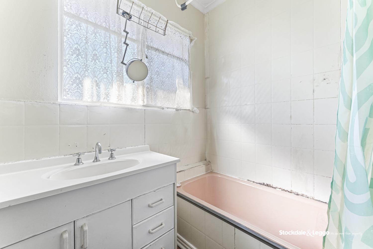 4 Kanooka Grove, Doveton VIC, Doveton - Thumbnail 6