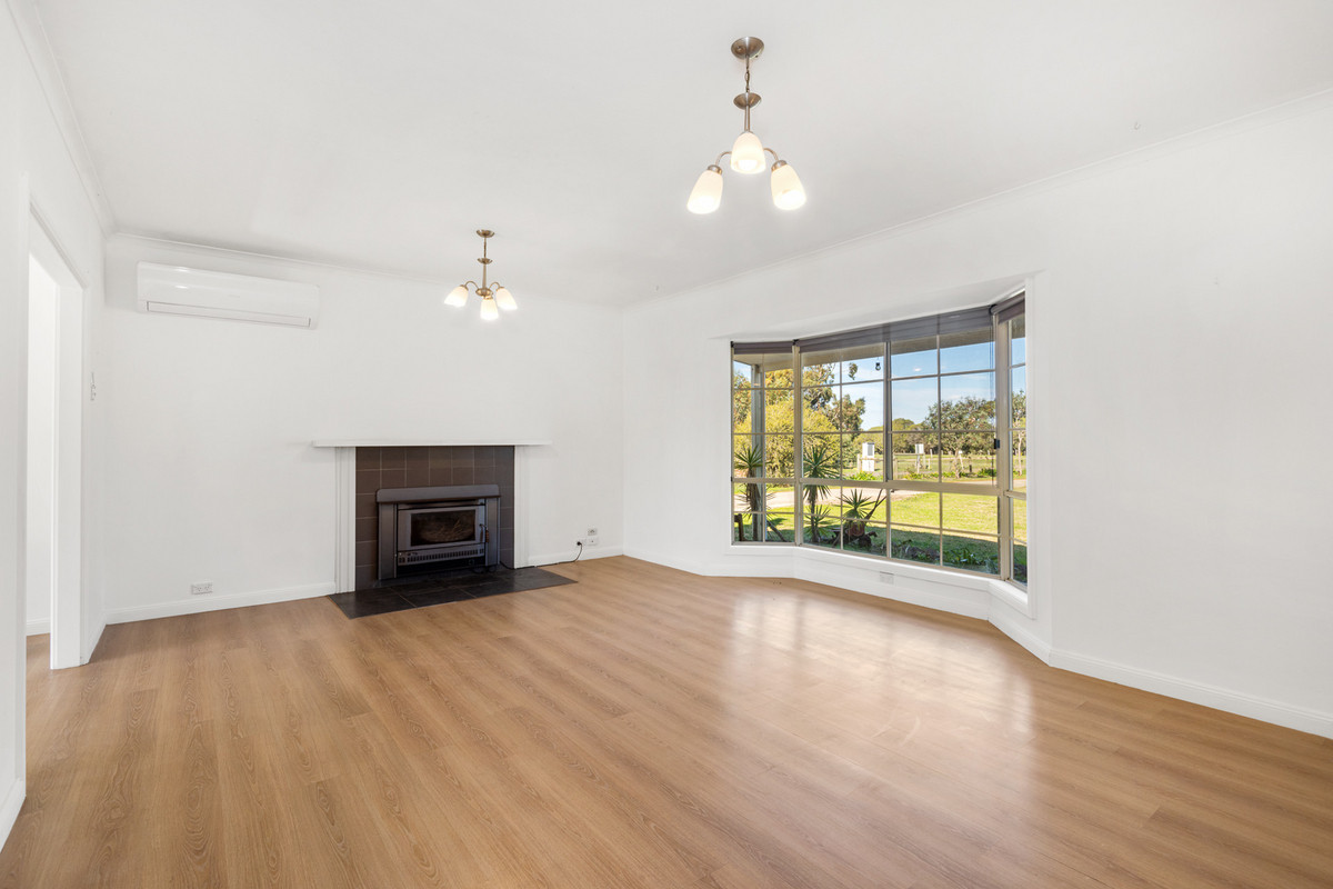 109 Burnside Road, Bannockburn VIC 3331, Bannockburn - Thumbnail 3