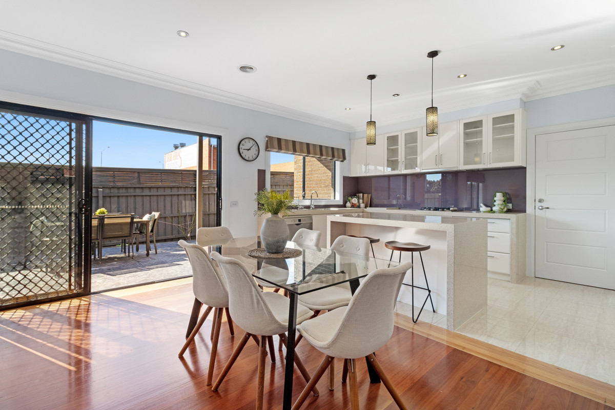 2 / 1 Giselle Avenue, Wantirna South VIC 3152, Wantirna South - Thumbnail 4