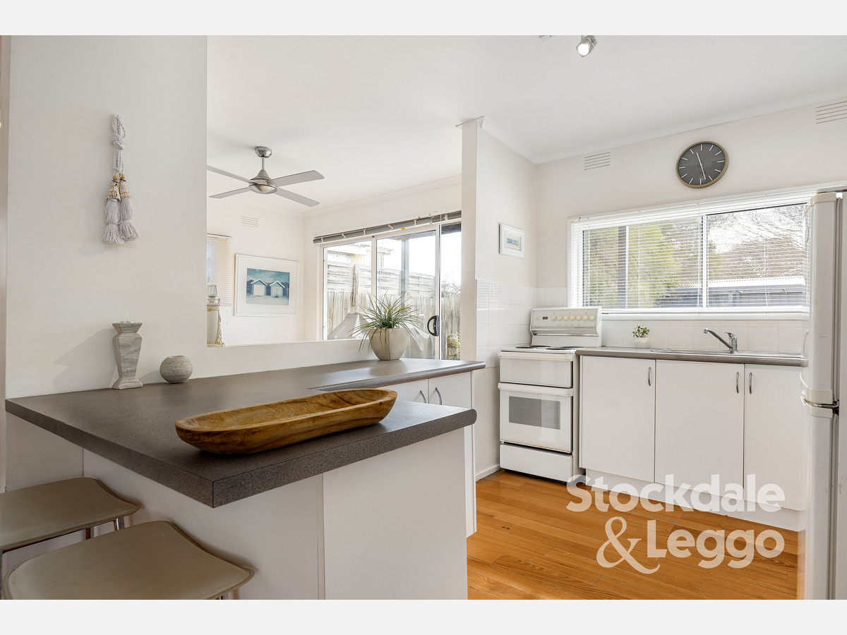 50 Alma Street, Tootgarook VIC 3941, Tootgarook - Thumbnail 3