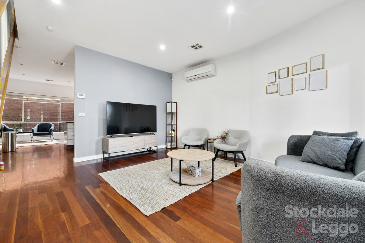 44 Pengana Avenue, Glenroy VIC 3046, Glenroy - Thumbnail 3