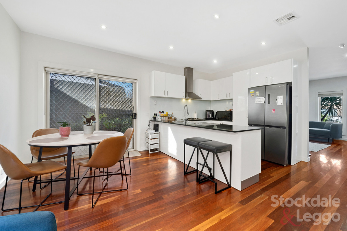 44 Pengana Avenue, Glenroy VIC 3046, Glenroy - Thumbnail 4