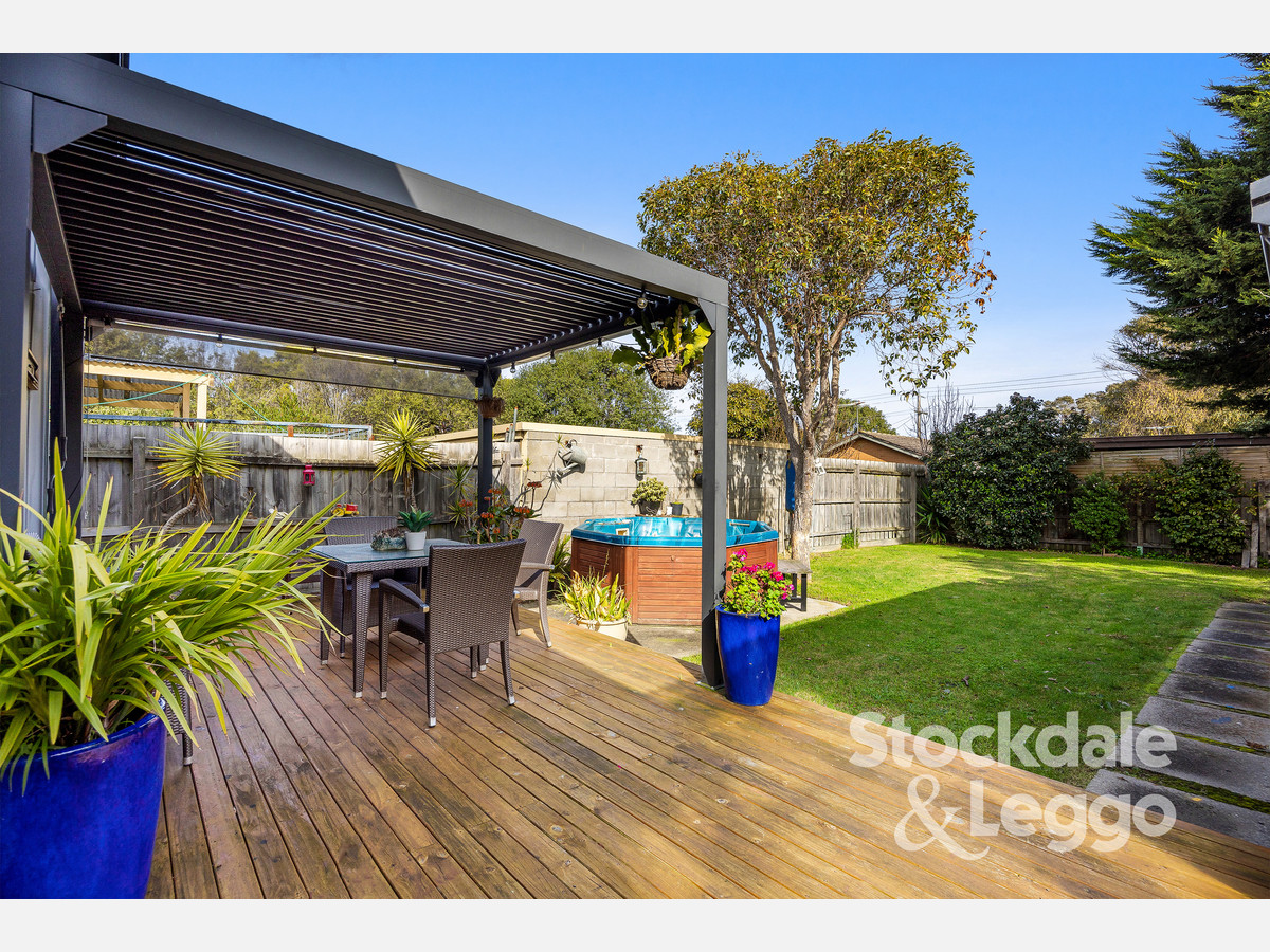 194 Eighth Avenue, Rosebud VIC 3939, Rosebud - Thumbnail 8
