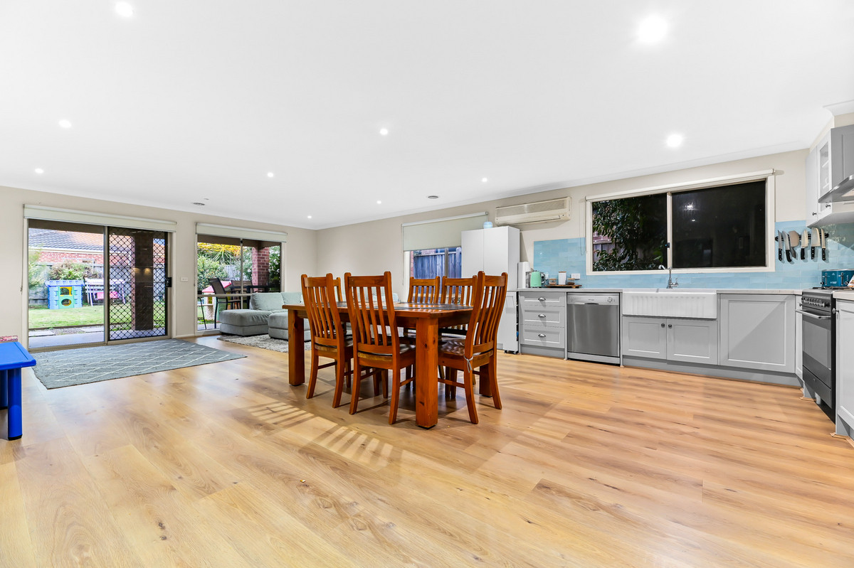 114 William Thwaites Boulevard, Cranbourne North VIC 3977, Cranbourne North - Thumbnail 7
