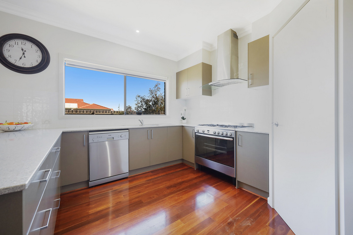 21 Cleveland Street, WARRNAMBOOL VIC 3280, Warrnambool - Thumbnail 3