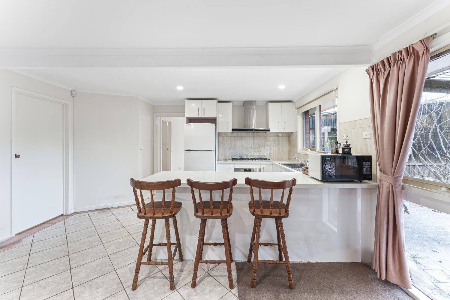 33 Primrose Hill Close, Endeavour Hills VIC, Endeavour Hills - Thumbnail 4