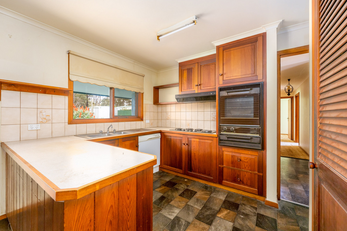 55 Murchison Road, Rushworth VIC 3612, Rushworth - Thumbnail 3
