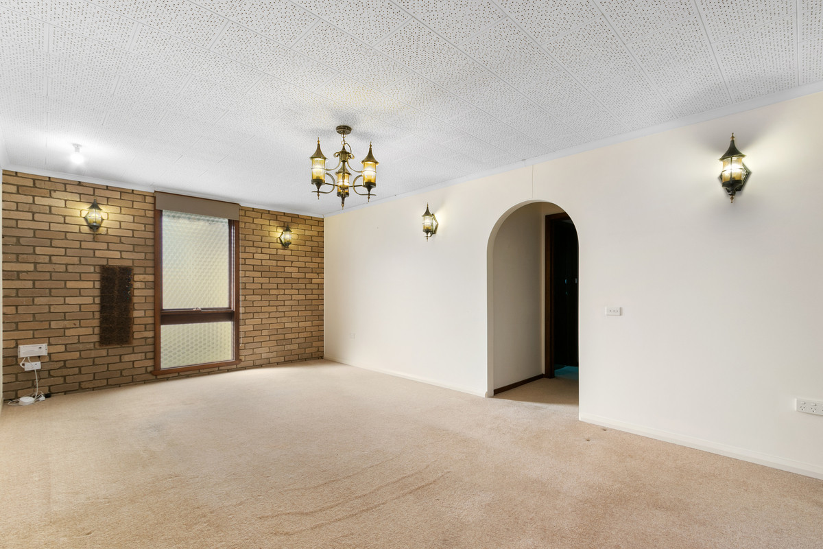 4 Littleton Avenue, Yinnar VIC 3869, Yinnar - Thumbnail 3