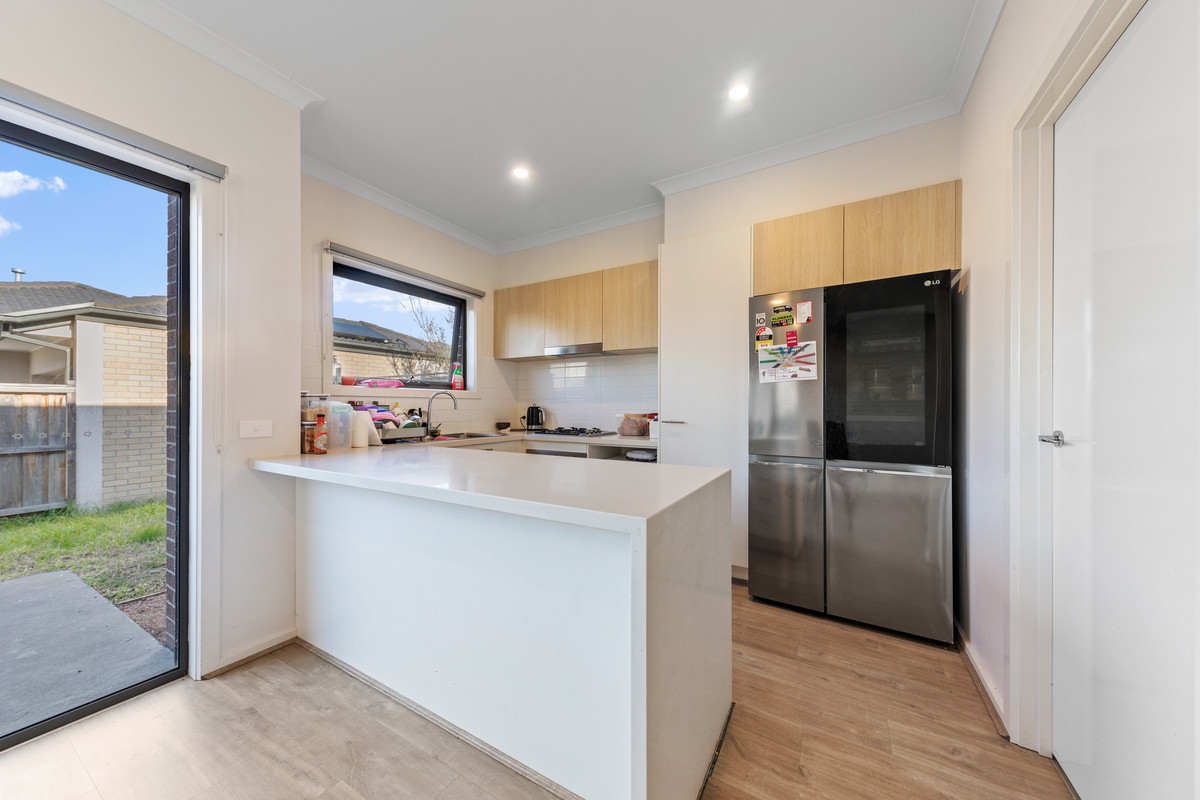6 Manzanilla Way, Lynbrook VIC 3975, Lynbrook - Thumbnail 3