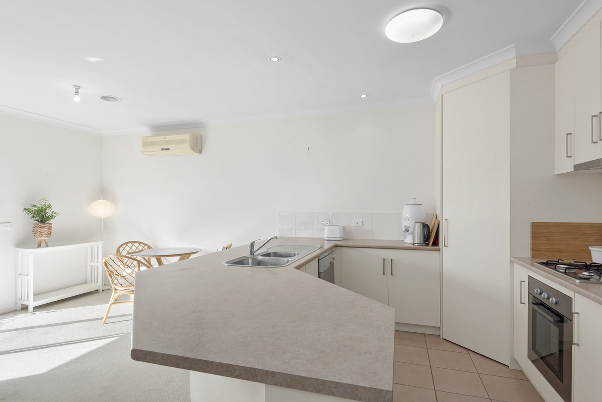3 / 28 Carolanne Drive, DRYSDALE VIC 3222, Drysdale - Thumbnail 3