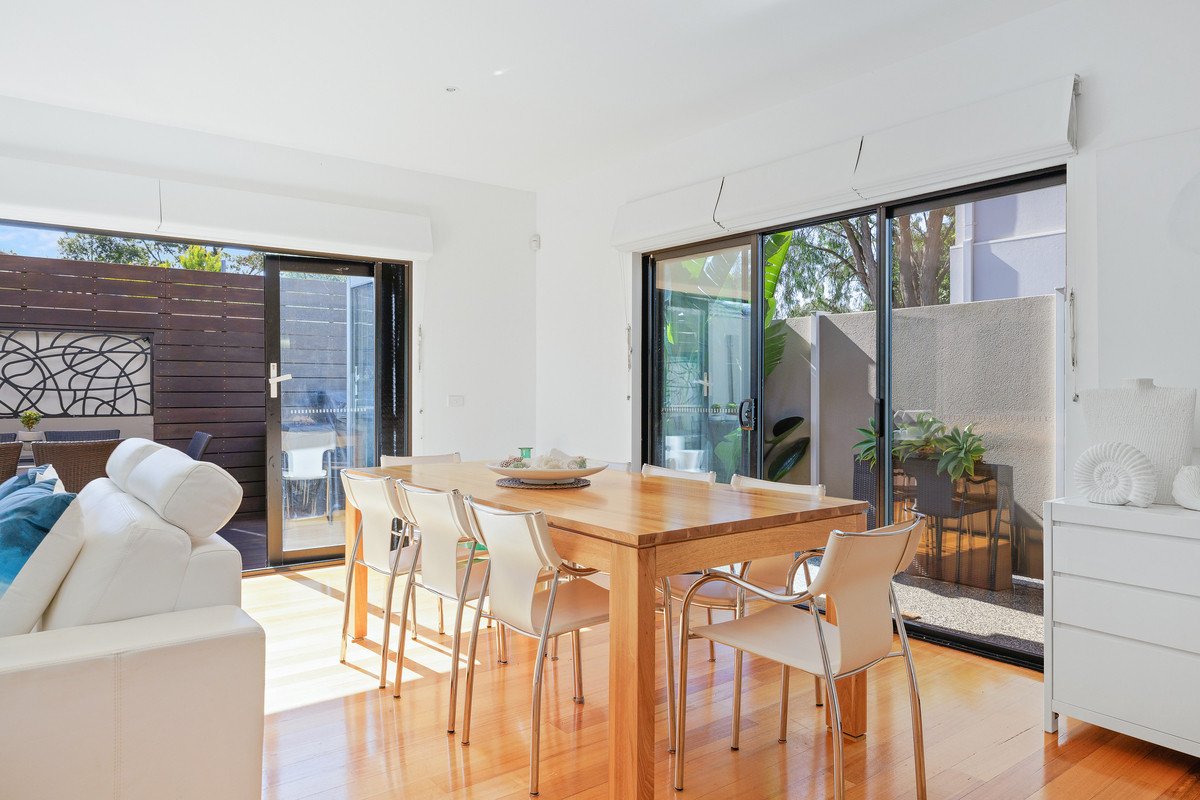 17 Rose Avenue, Cowes VIC 3922, Cowes - Thumbnail 5