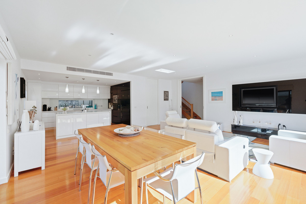 17 Rose Avenue, Cowes VIC 3922, Cowes - Thumbnail 4