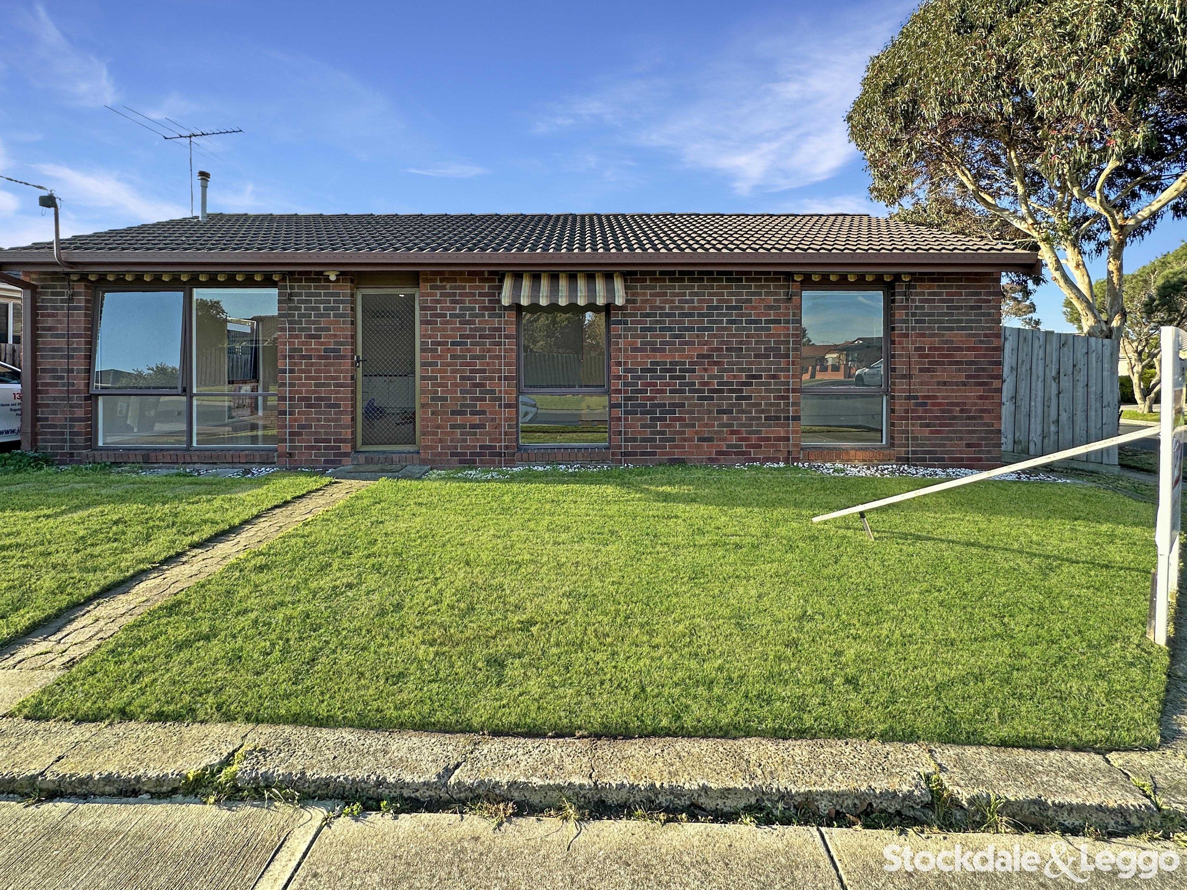 2 Ipswich Place, Craigieburn VIC, Craigieburn - Thumbnail 2