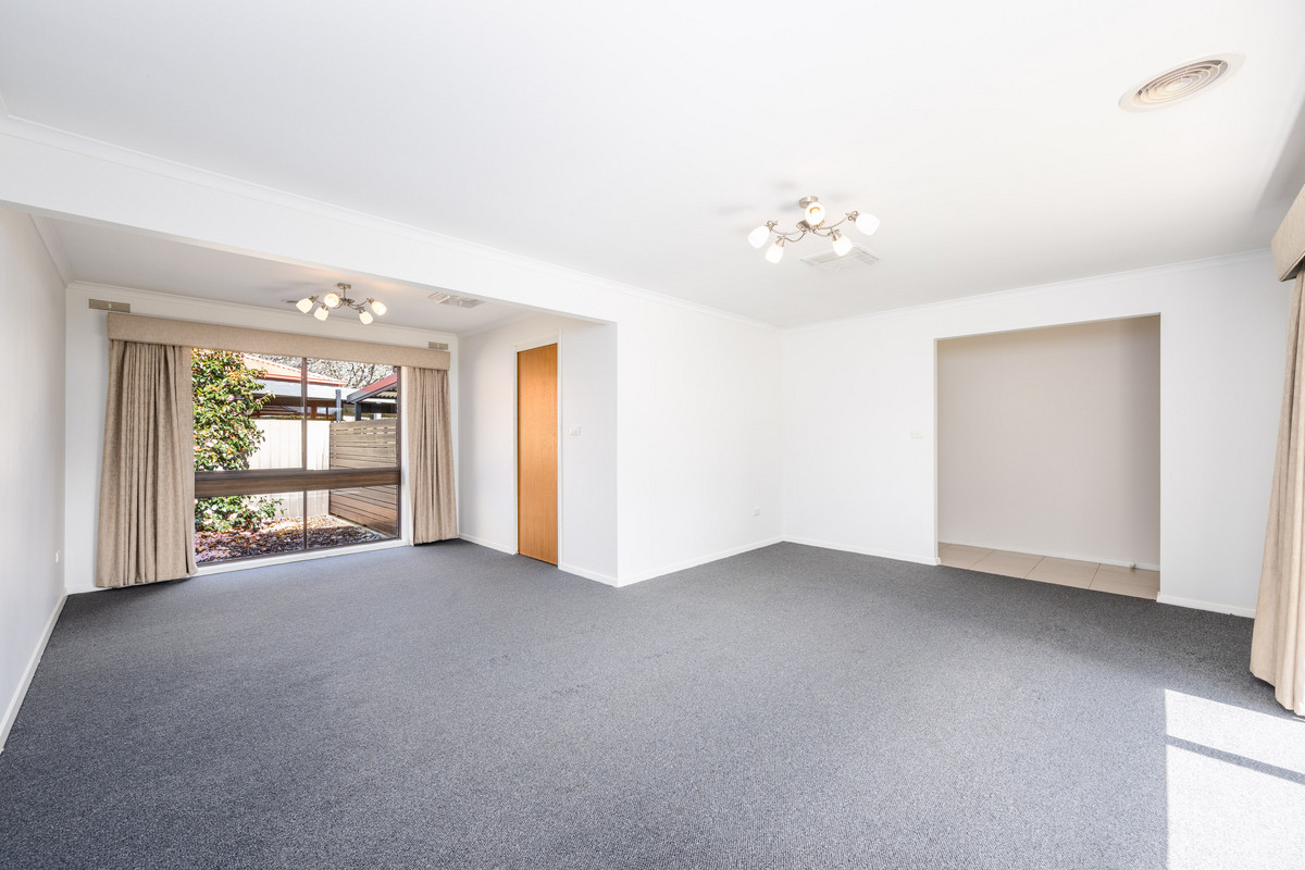 8 Rebecca Court, Shepparton VIC 3630, Shepparton - Thumbnail 2