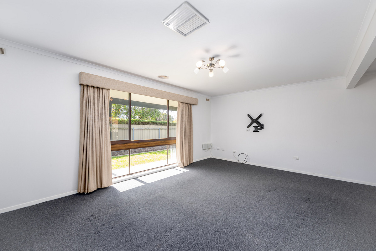 8 Rebecca Court, Shepparton VIC 3630, Shepparton - Thumbnail 5