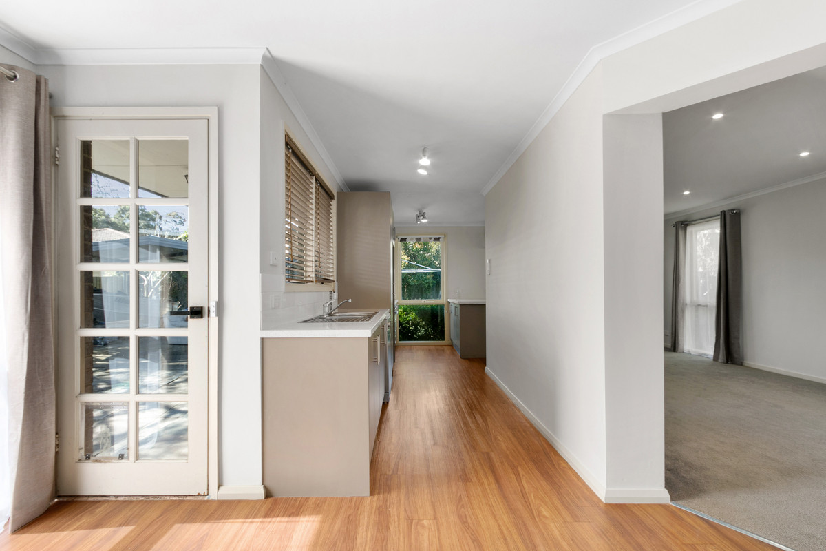 30 Maple Crescent, CHURCHILL VIC 3842, Churchill - Thumbnail 2