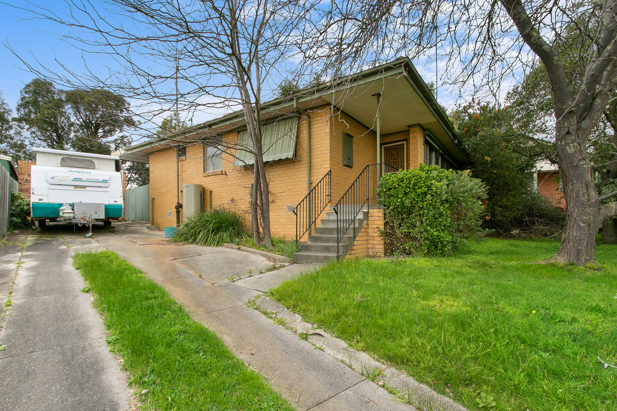 18 Howard Avenue, Churchill VIC 3842, Churchill - Image 1