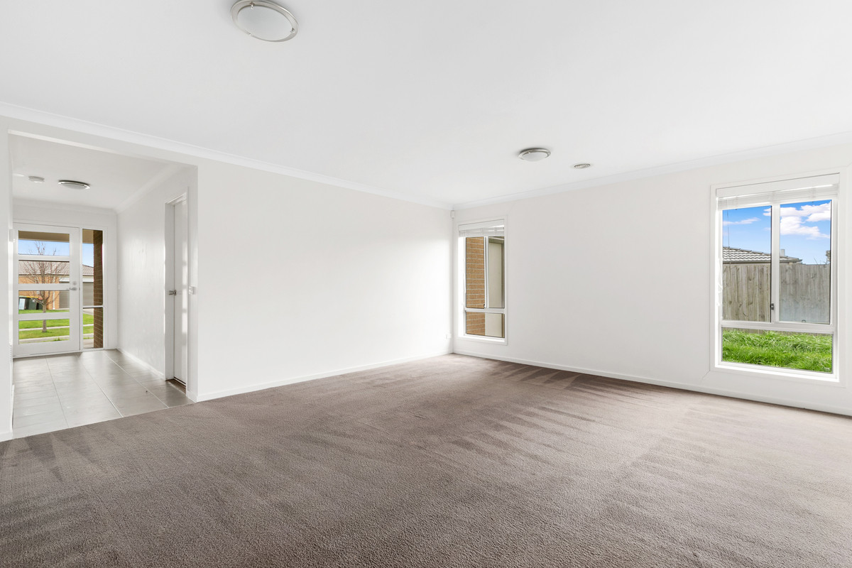 17 Graduation Place, Churchill VIC 3842, Churchill - Thumbnail 3