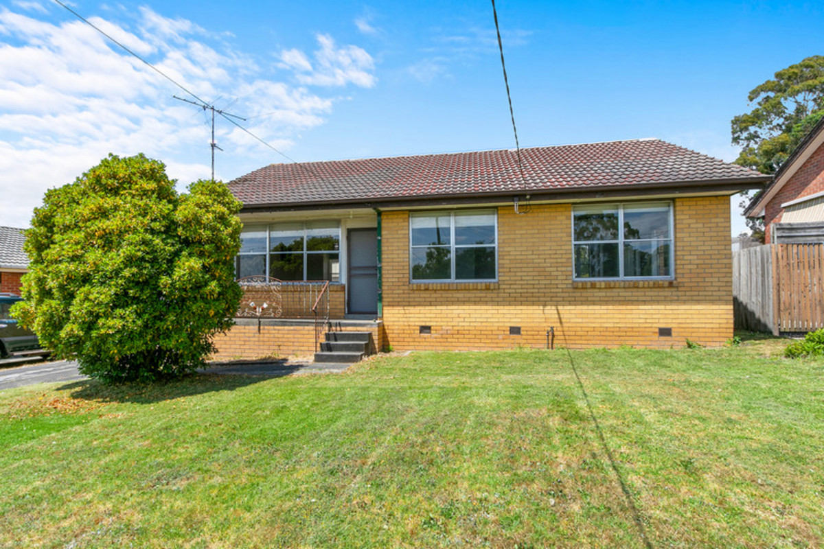 20 Heesom Crescent, CHURCHILL VIC 3842, Churchill - Image 1