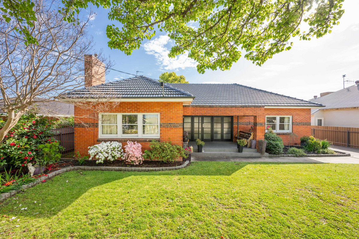 9 Lightfoot Street, Shepparton VIC 3630 Stockdale & Leggo