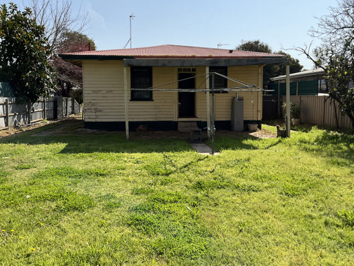 52 Grutzner Avenue, Shepparton VIC 3630, Shepparton - Thumbnail 4
