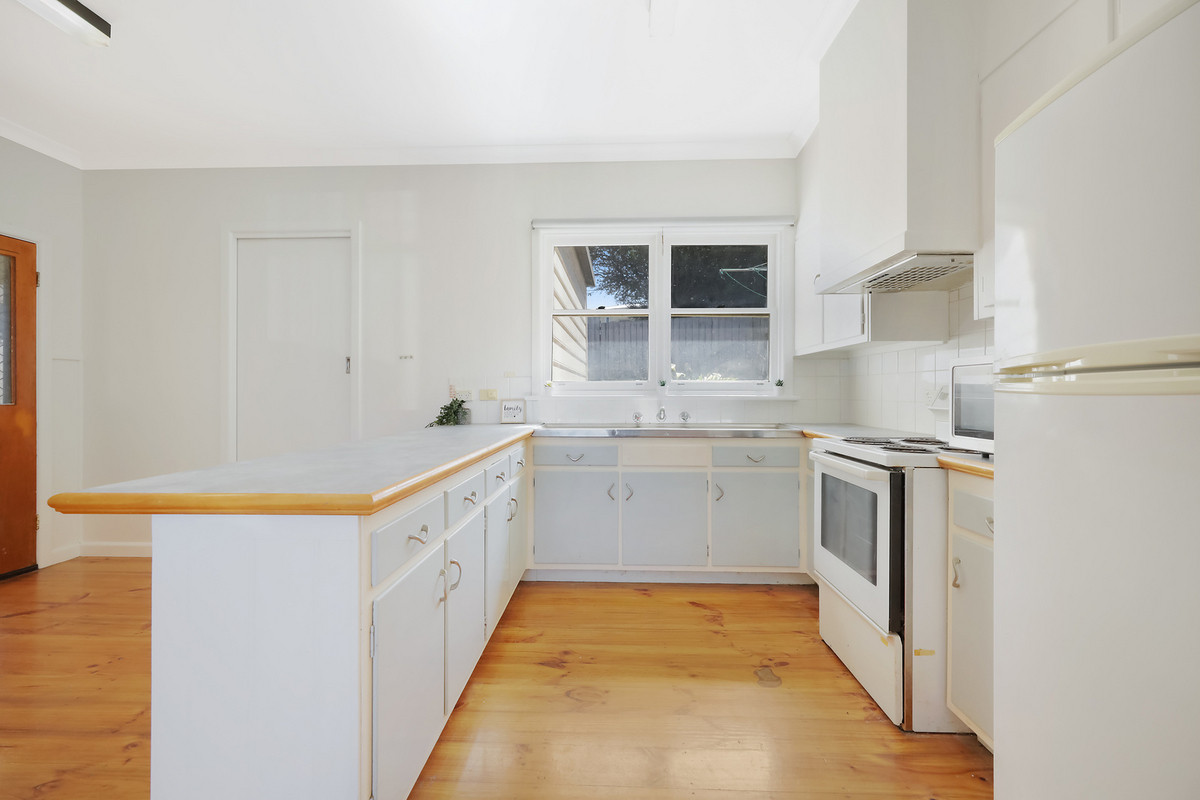 13 Ilex Avenue, Warrnambool VIC 3280, Warrnambool - Thumbnail 7