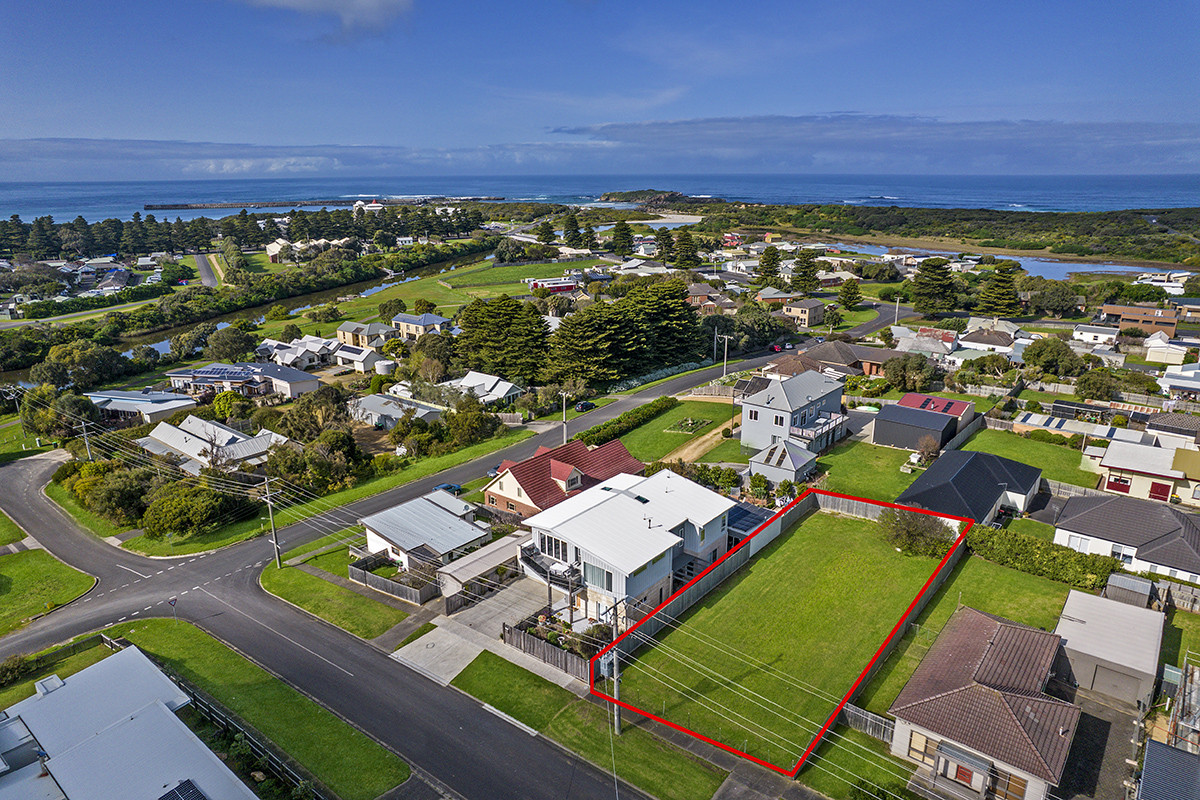 3 Elliott Street, Warrnambool VIC 3280 Stockdale & Leggo