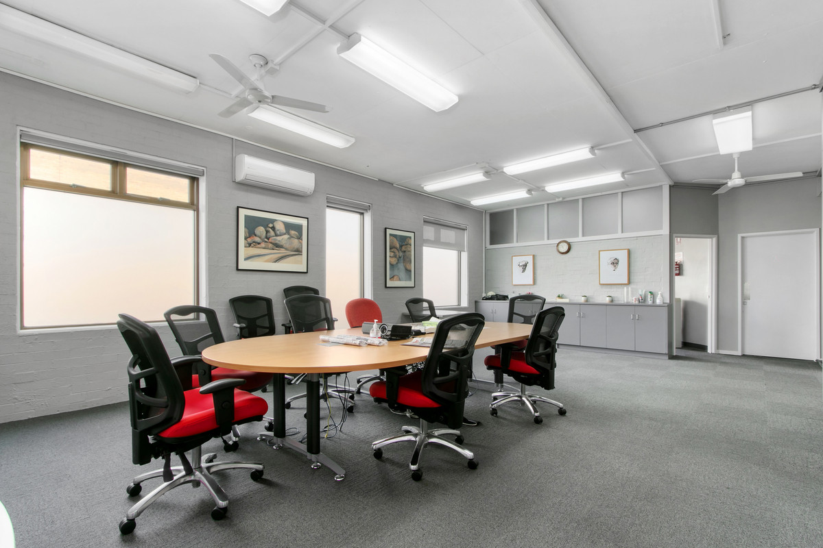 16 Kirk Street, Moe VIC 3825, Moe - Thumbnail 2