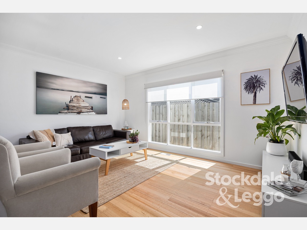 55 Eighth Avenue, Rosebud VIC 3939, Rosebud - Thumbnail 2