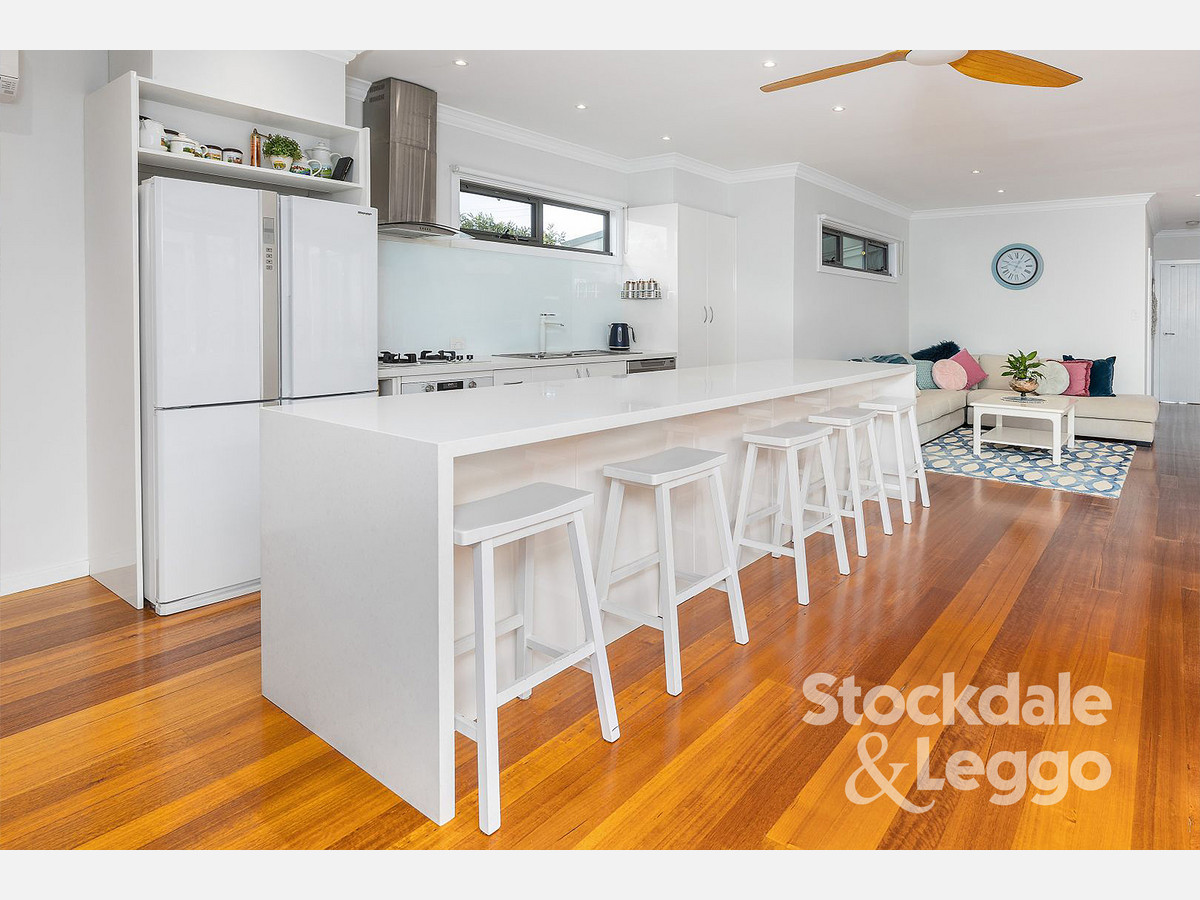 55 Russell Street, Tootgarook VIC 3941, Tootgarook - Thumbnail 2