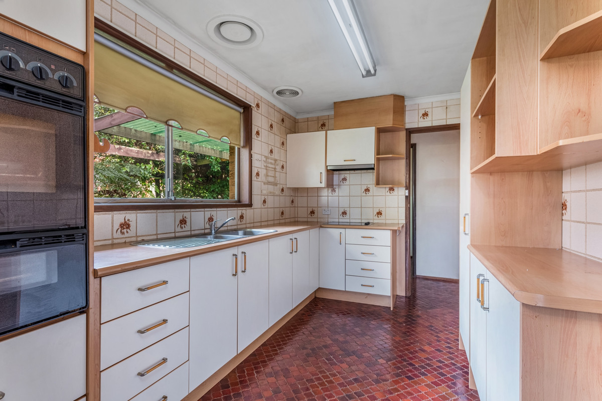 10 Selina Avenue, Mooroolbark VIC 3138, Mooroolbark - Thumbnail 4