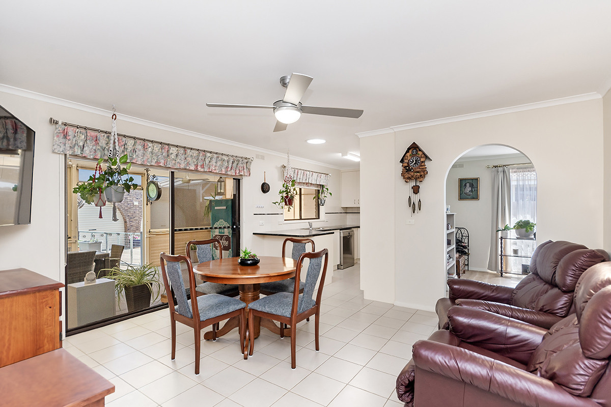 11 Nayler Crescent, WARRNAMBOOL VIC 3280, Warrnambool - Thumbnail 3