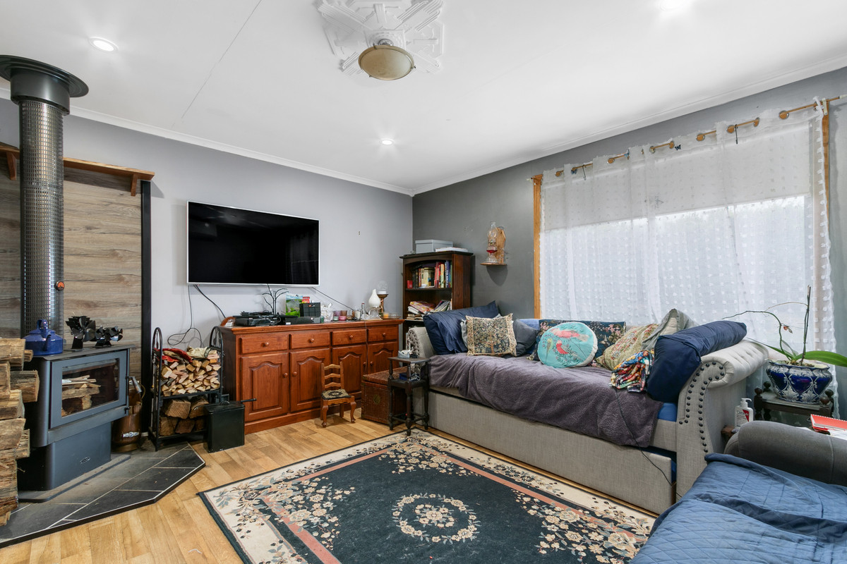 28 Crinigan Road, MORWELL VIC 3840, Morwell - Thumbnail 2